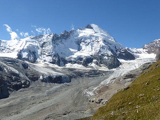 View of the head of the Zmutt Valley on the climb to Schonbielhutte 